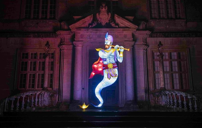 Aladdin’s Lamp / Genie Lantern Figure
