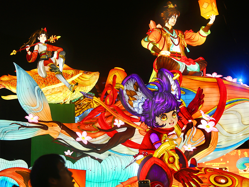 Deities in Light — The Art of Chinese Mythological Figure Lanterns
