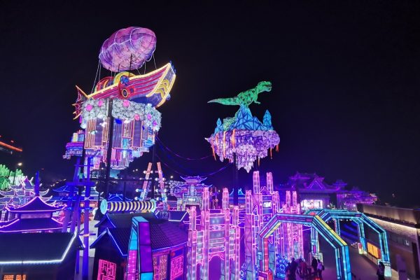 How Zigong Became the World’s Lantern Capital: 800 Years of Craft, Innovation & Global Reach