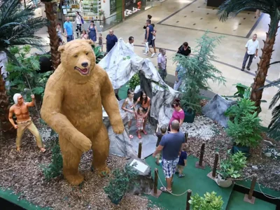 Animatronic Cave Bear Model — Pleistocene Ice Age Zoo & Museum Exhibit