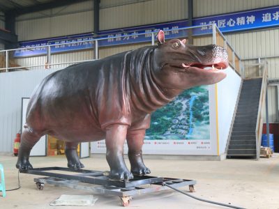 Animatronic Hippopotamus — Life-Size Realistic African Animal Exhibit`