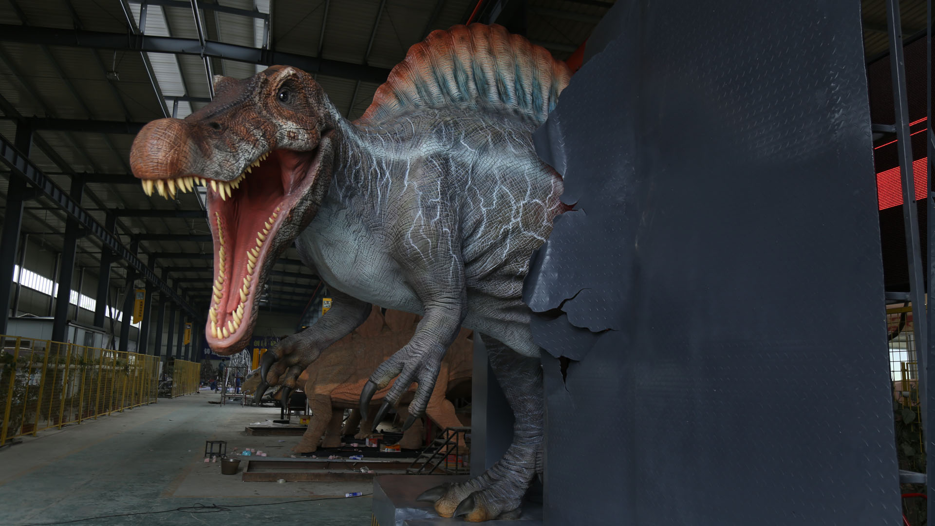 Animatronic Spinosaurus