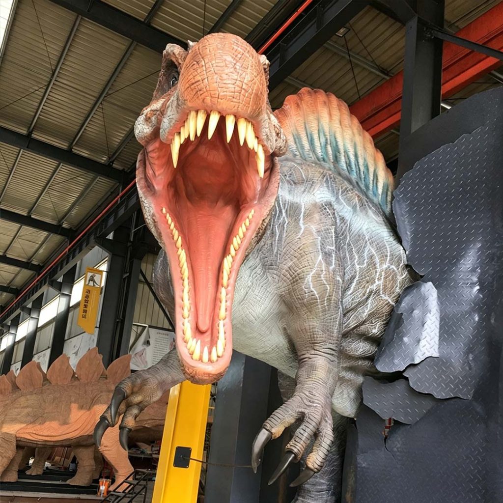 animatronic-spinosaurus-side-profile
