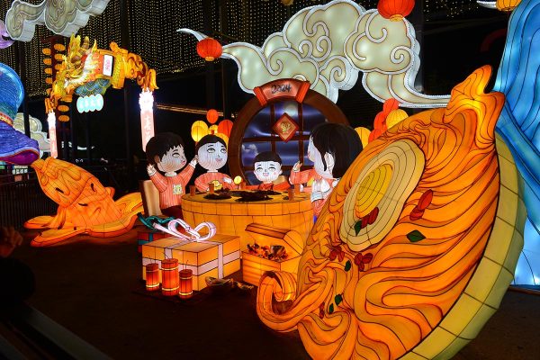 Mid-Autumn Festival Food, Customs & Traditions: A Complete Cultural Guide