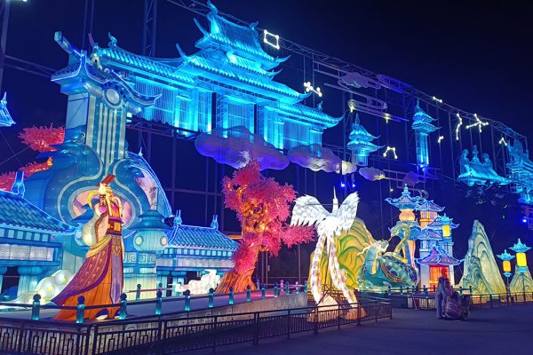 Mid-Autumn Festival Lanterns Manufacturer — Custom Moon Festival Displays for Events & Venues | FestiveLanterns
