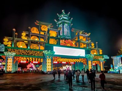Lantern Archway Gateway — Chinese Palace-Style Lantern Gate