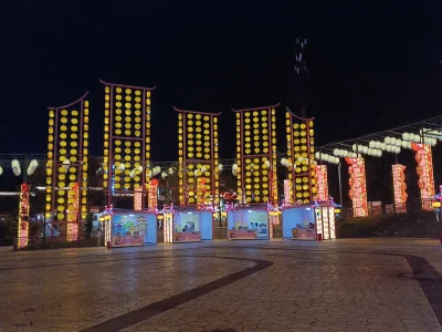 Chinese Lantern Frame Display — Festival Lantern Pillar for City Plazas & Cultural Events