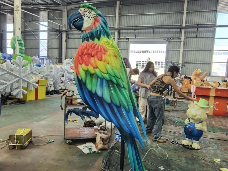 Macaw Parrot Lantern