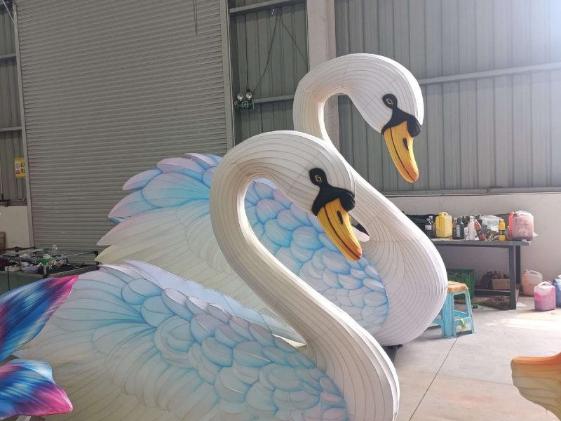 Swan Lantern Group